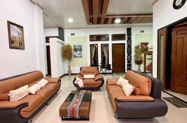 Anggrek 2 Inn