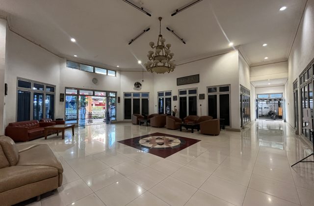 Elvin Hotel