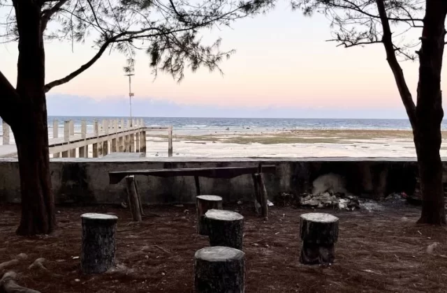 Londa Lima Beach