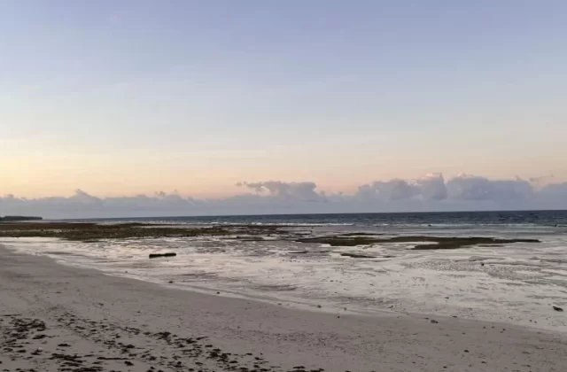 Londa Lima Beach