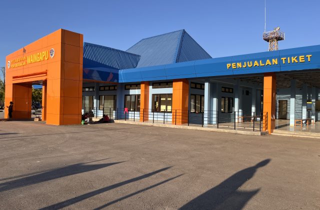 Waingapu Ferry Port