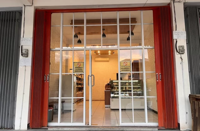 King Bakery Tambolaka