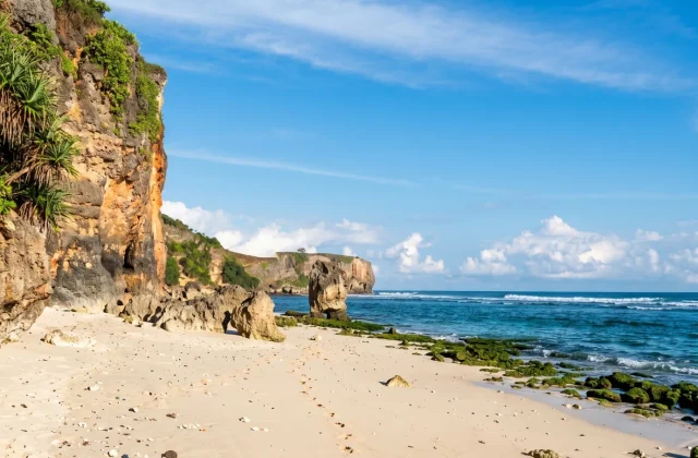 Mbawana Beach